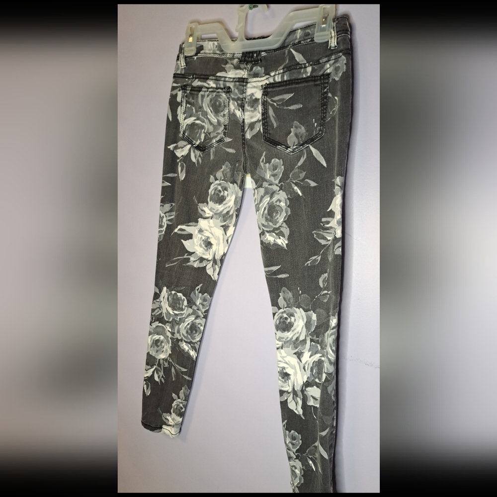 ROSE JEANS - Picture 4 of 6